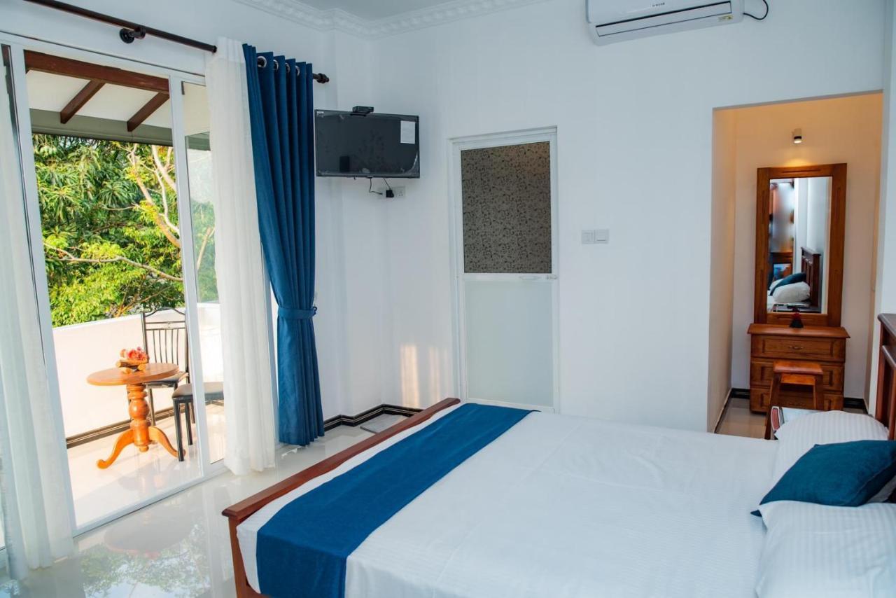 Sky Edge Homestay Kandy Buitenkant foto