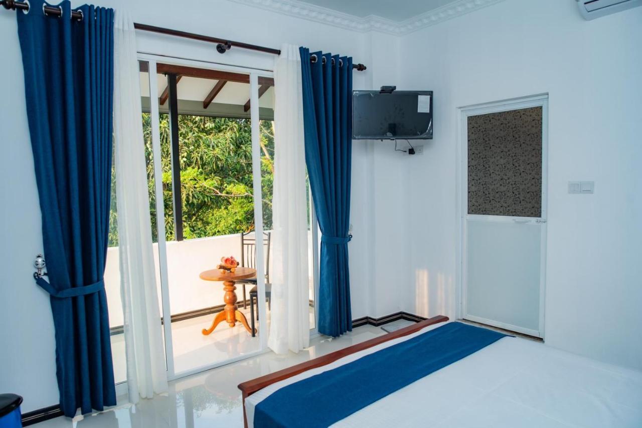 Sky Edge Homestay Kandy Buitenkant foto